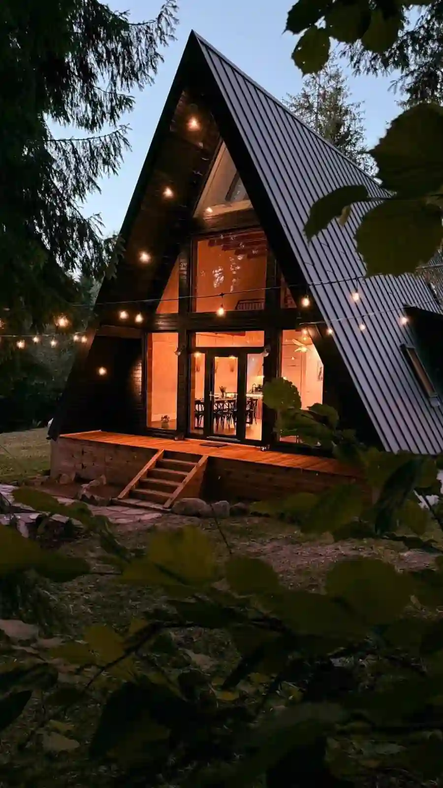 Top 5 Cabane A-Frame din Toplița – Cazare spectaculoasă în Munții Călimani