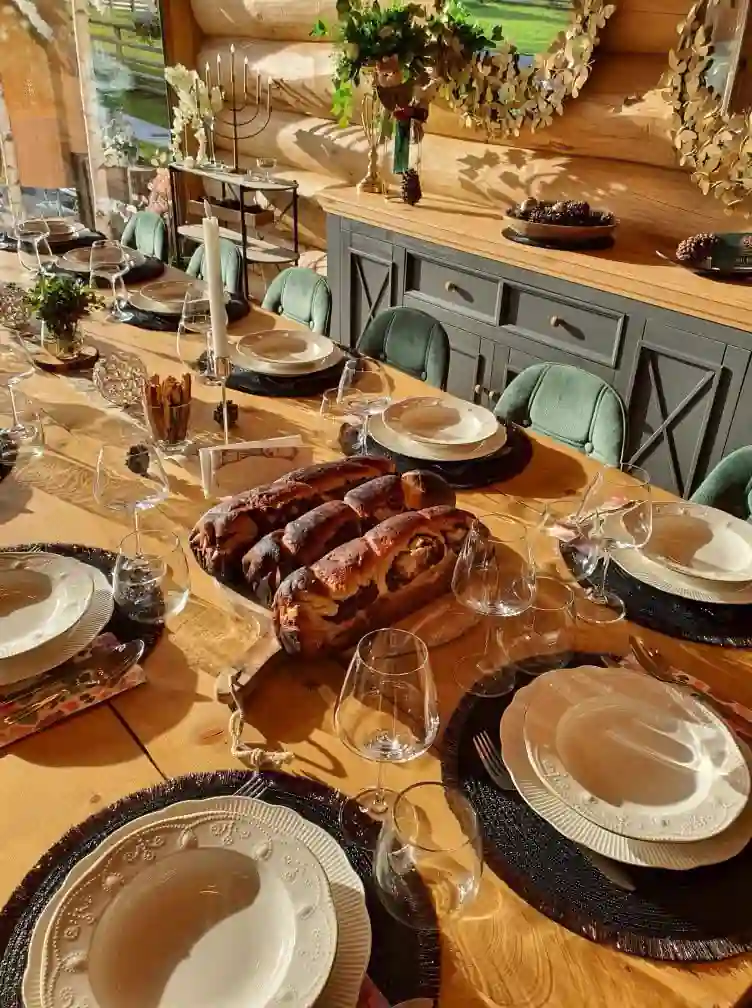 Bilbor Chalet – interior cabană lemn rotund