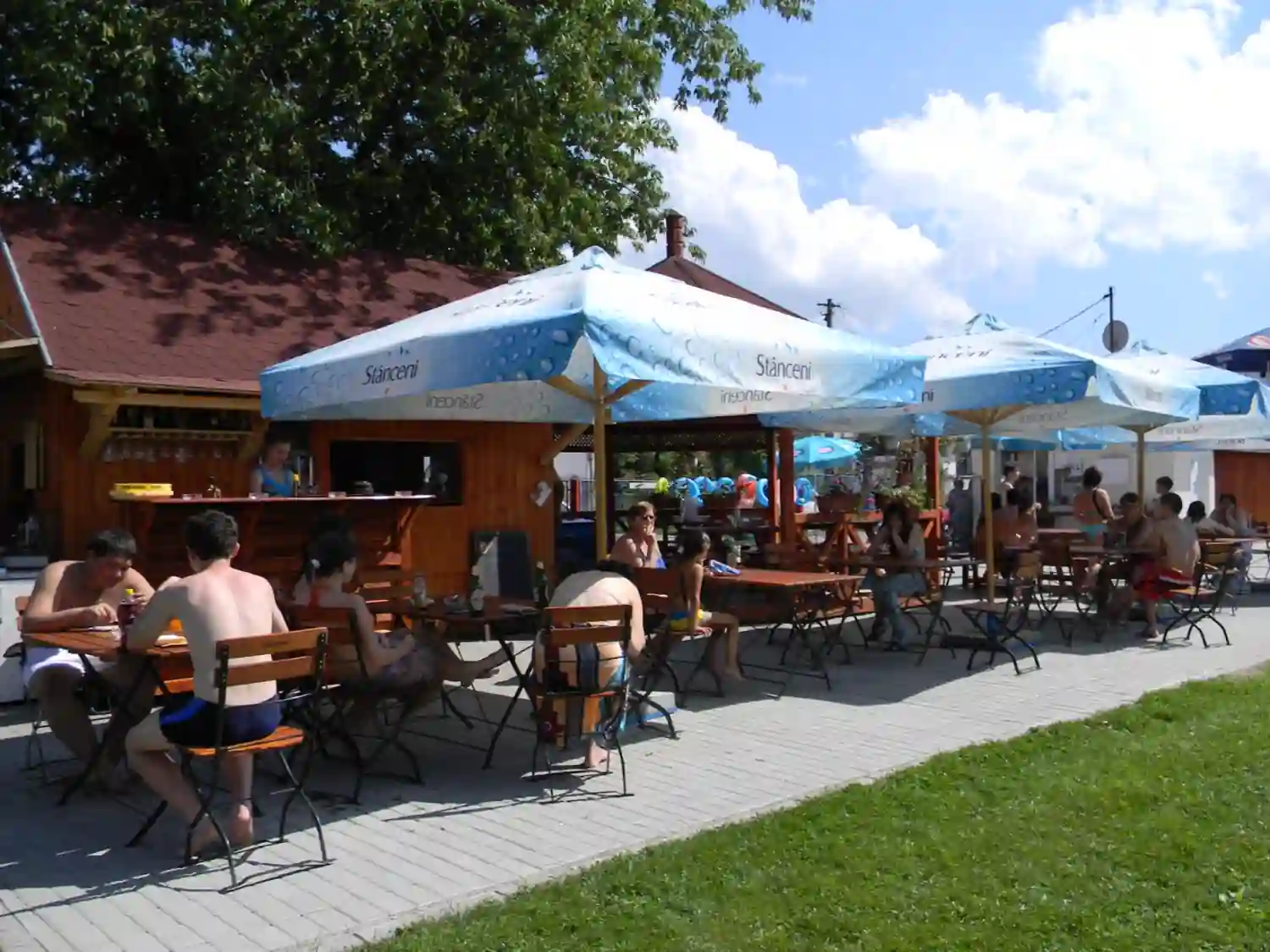 Ștrandul Urmánczy piscine